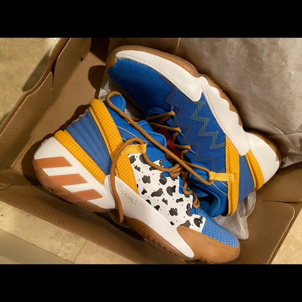 LIMITED EDITION! Toy Story Woody sneakers